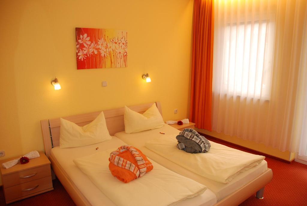 Hotel Heissinger Bad Berneck im Fichtelgebirge Szoba fotó